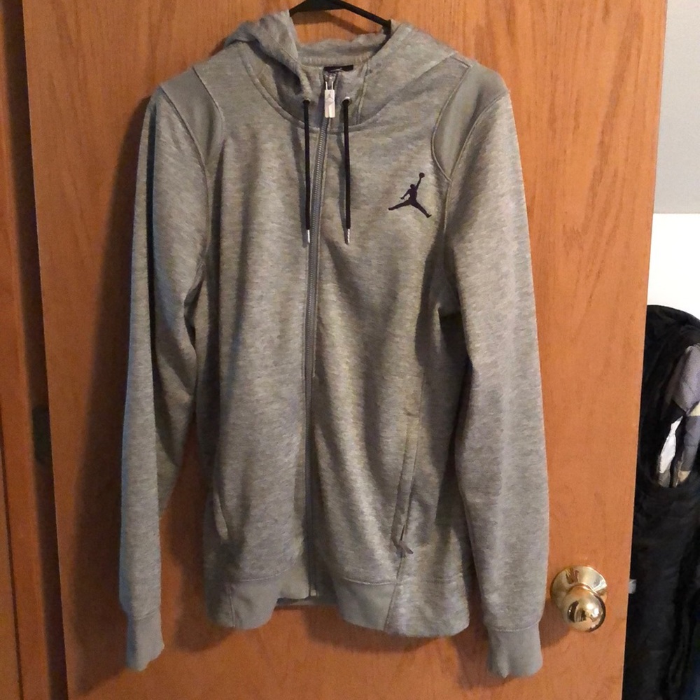 Nike Jordan Men’s Small Basketball Zip-up Hoodie